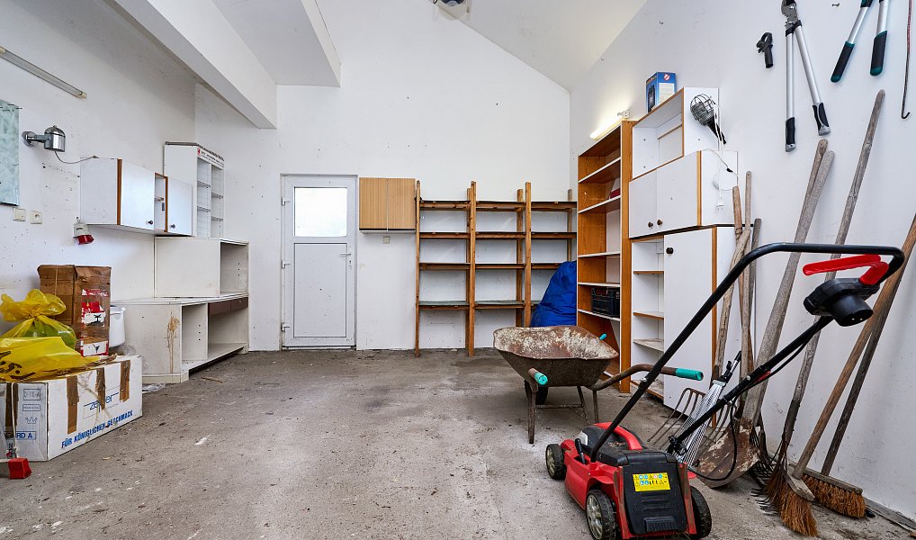 Prodej domu 237 m² s pozemkem 1 094 m², Černé Voděrady – náhled fotky 18