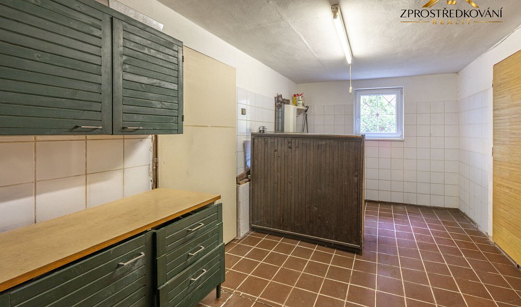 Prodej domu 380 m² s pozemkem 615 m², Kraslice – náhled fotky 10