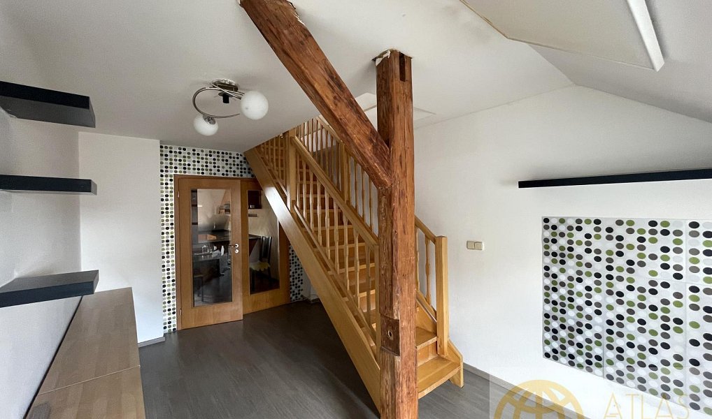 Pronájem bytu 2+1 85 m², Tábor – náhled fotky 7