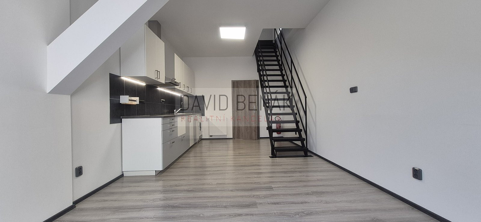 Pronájem bytu 2+kk 56 m² — photo 4