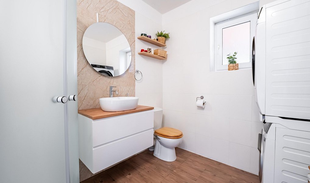 Prodej domu 165 m² s pozemkem 735 m², Tehov – náhled fotky 10