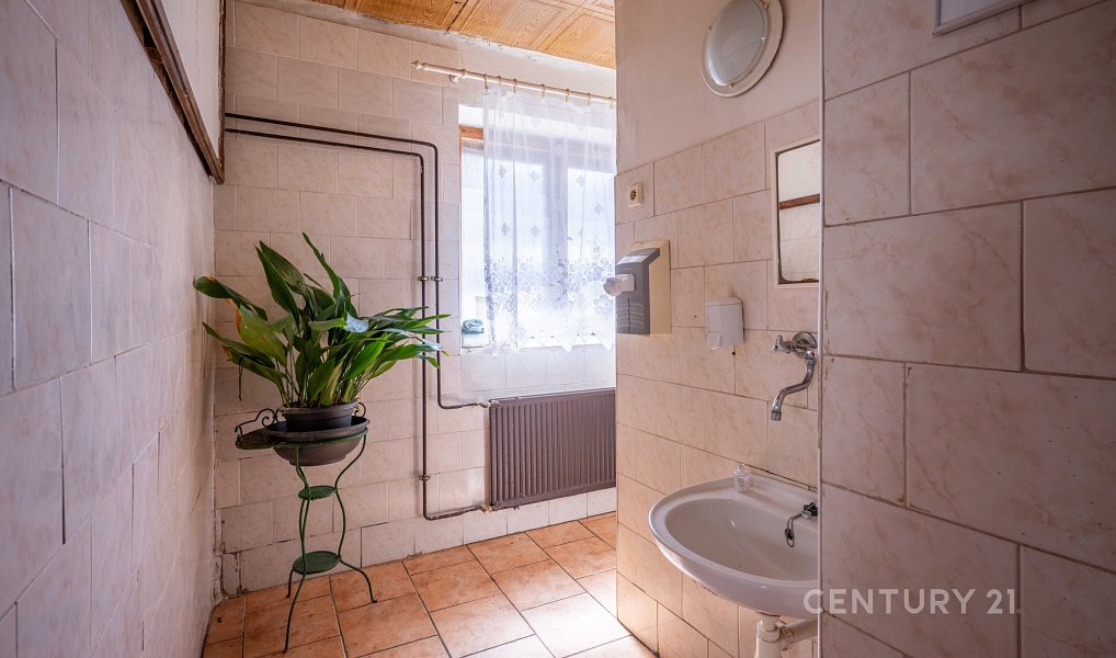 Prodej restaurace 458 m², Stachy – náhled fotky 28