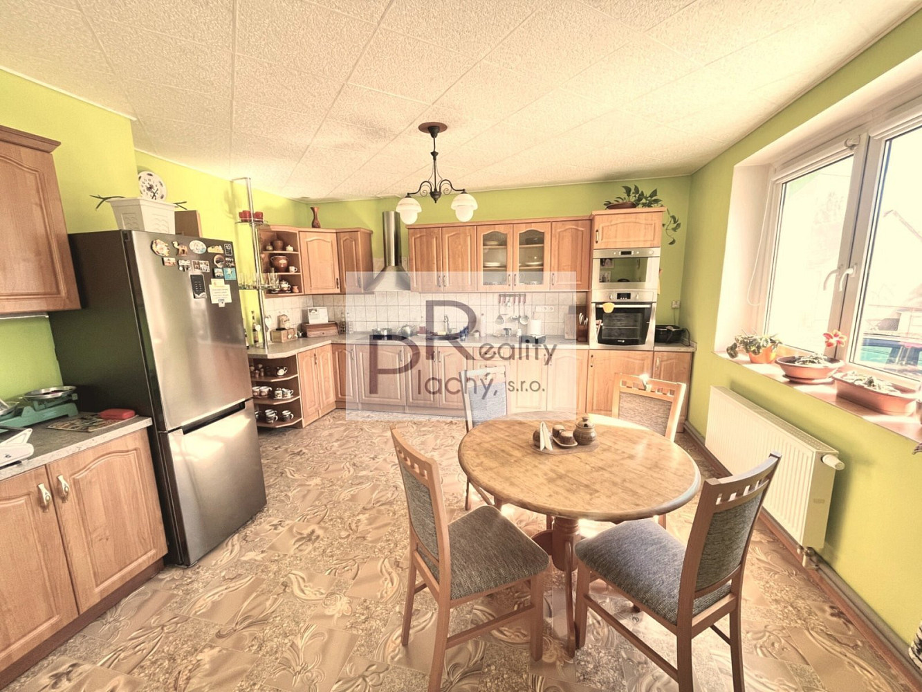 Prodej domu 215 m² s pozemkem 832 m²