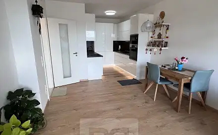 Pronájem bytu 3+kk 79 m², U plynárny, Praha 4 - Michle