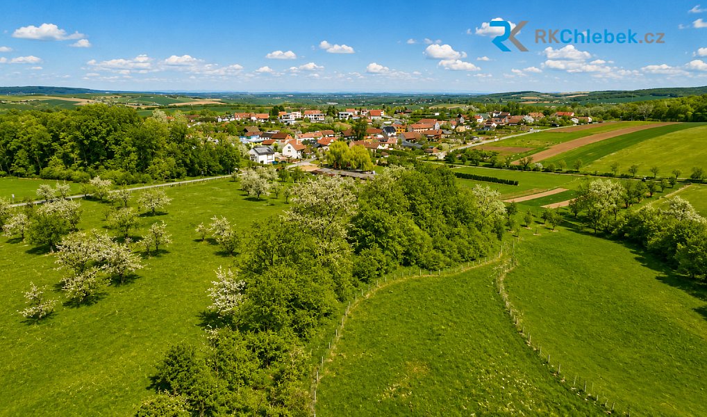 Prodej stavebního pozemku 1 070 m², Bohdalice-Pavlovice – náhled fotky 5