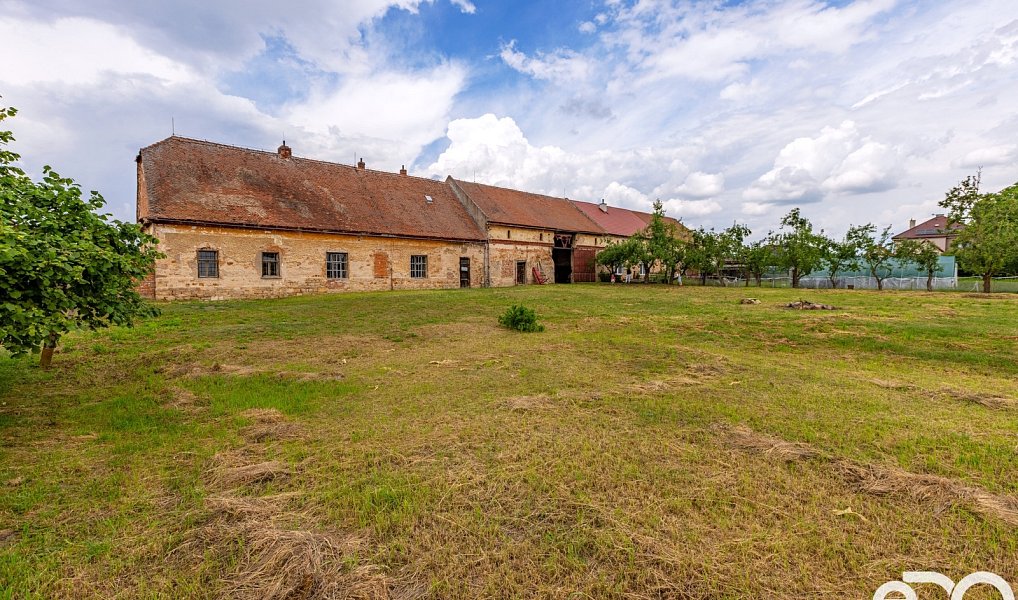 Prodej zemědělského objektu 212 m², Mokrovousy – náhled fotky 16