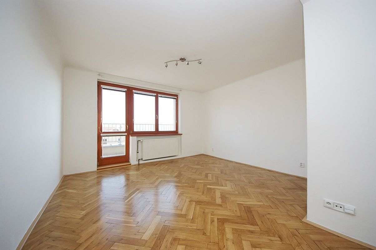Pronájem bytu 1+1 39 m²