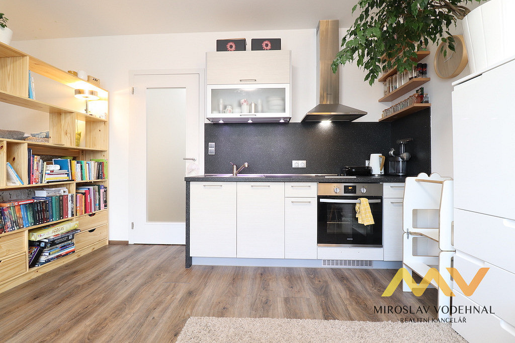 Pronájem bytu 1+kk 32 m² – fotografie 5