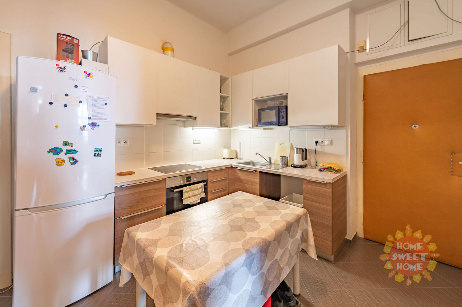 Pronájem bytu 3+1 89 m² – fotografie 3