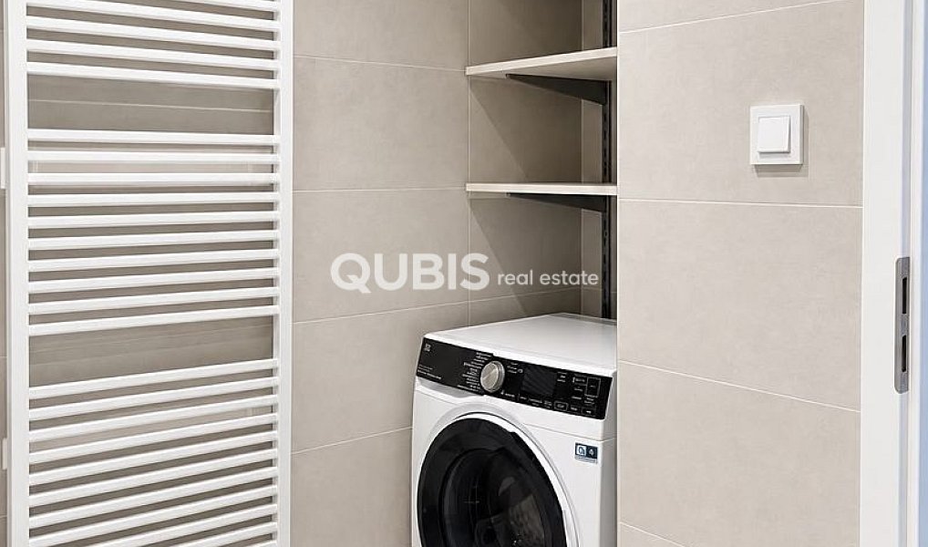 Pronájem bytu 2+kk 75 m², Praha – náhled fotky 9