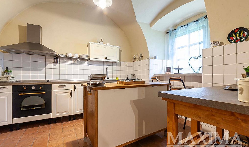 Prodej domu 765 m² s pozemkem 1 823 m², Svídnice – náhled fotky 14