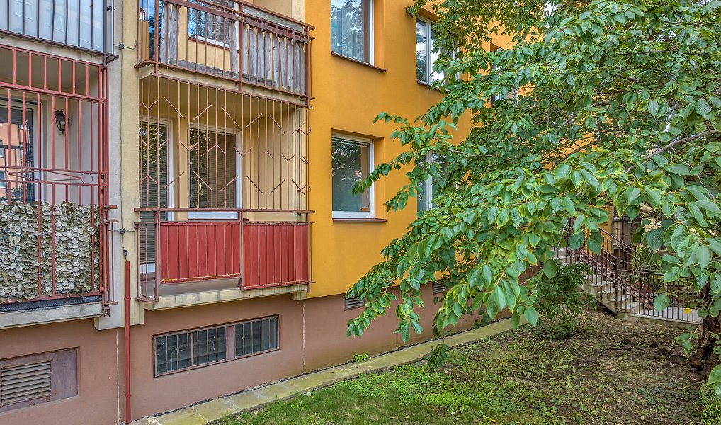 Prodej bytu 4+kk 97 m², Praha – náhled fotky 28