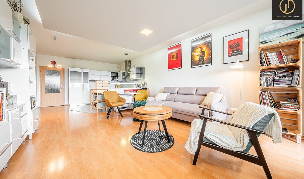 Prodej bytu 3+kk 86 m², Praha – náhled fotky 2