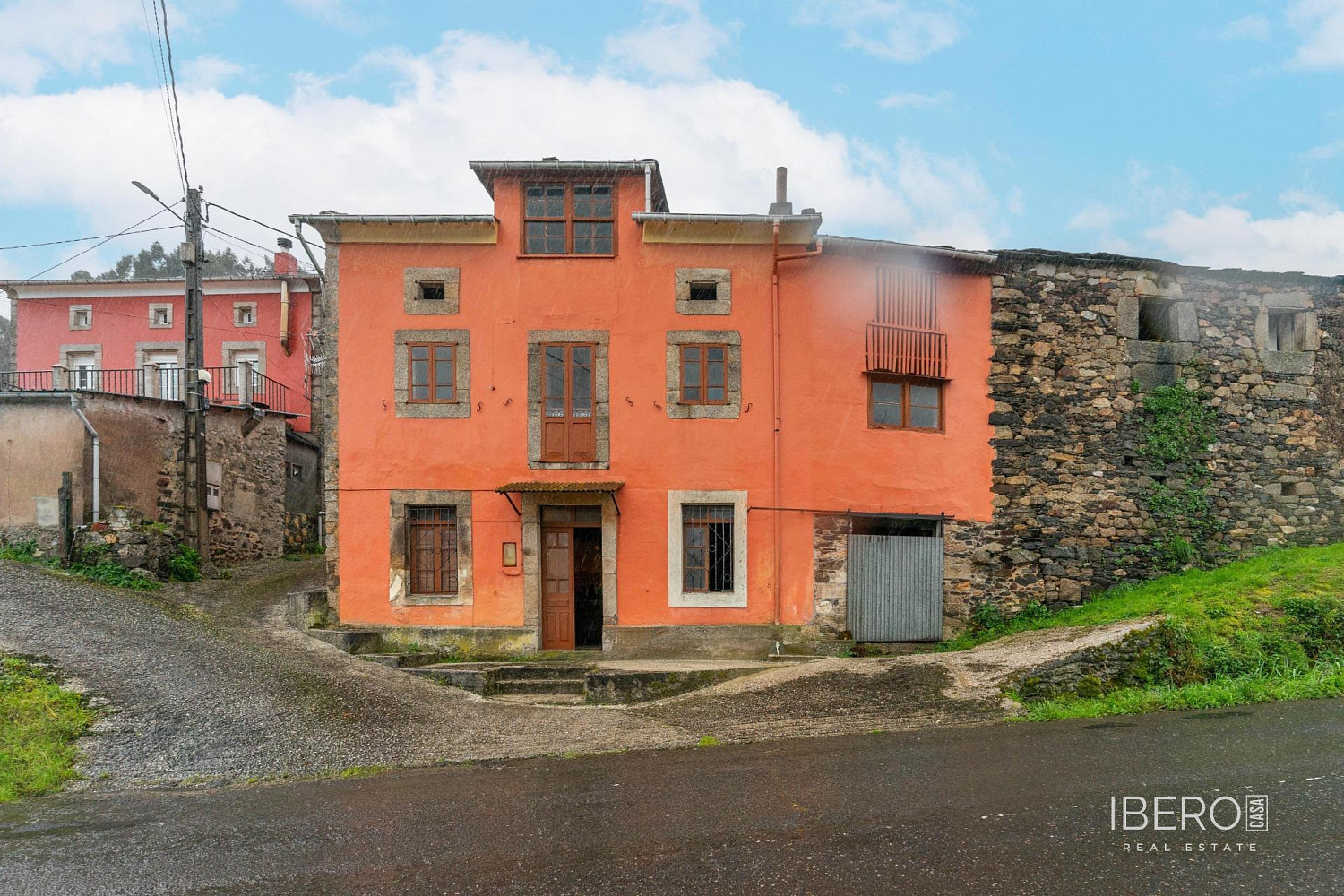 Prodej domu 188 m² s pozemkem 188 m² — photo 2