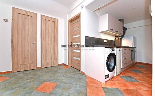 Pronájem bytu 3+kk 53 m², Na Farkáně III, Praha 5 - Radlice