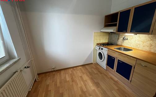 Pronájem bytu 1+1 33 m², Štěpnická, Uherské Hradiště