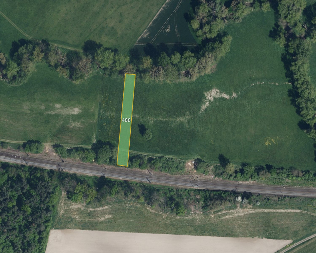 Prodej pole 16 340 m²
