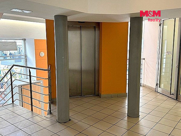 Pronájem obchodních prostor 30 m² – fotografie 2