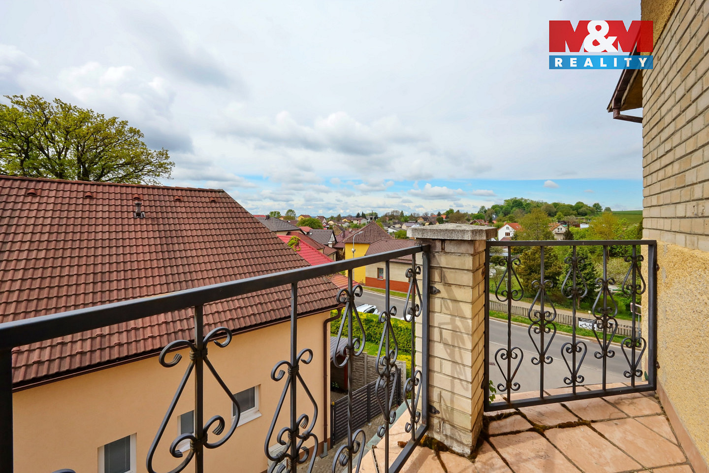 Prodej domu 330 m² s pozemkem 264 m² – fotografie 3