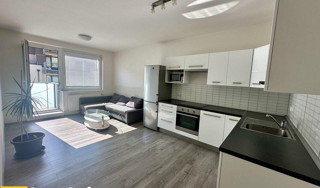 Pronájem bytu 2+kk 46 m², Praha – náhled fotky 3