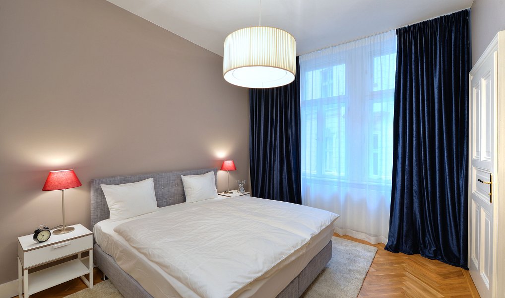 Pronájem bytu 2+1 72 m², Praha – náhled fotky 2