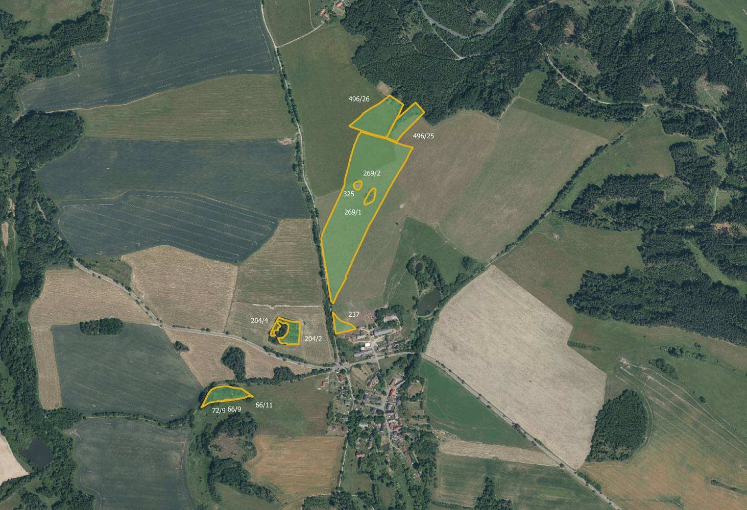 Prodej pole 104 443 m²