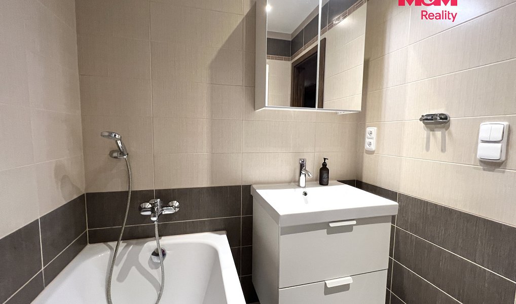 Prodej bytu 3+kk 55 m², Praha – náhled fotky 22