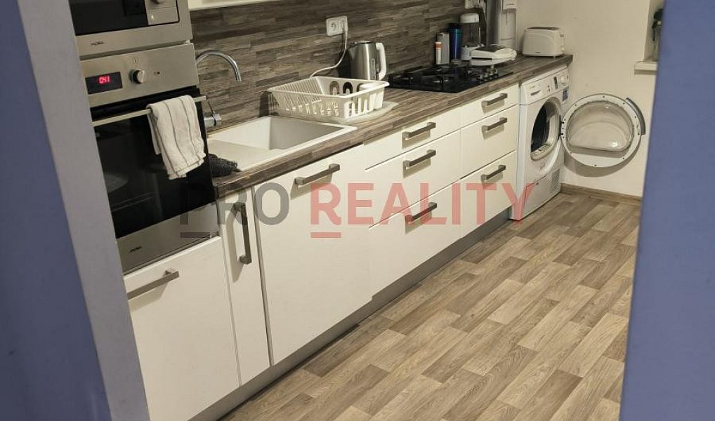 Prodej bytu 2+1 64 m², Krnov – náhled fotky 4