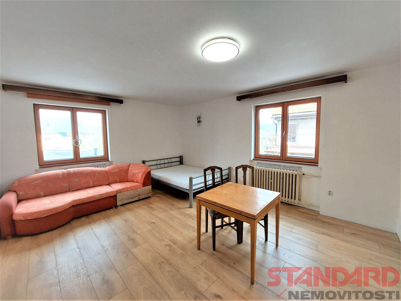 Pronájem bytu 1+1 37 m² – fotografie 2