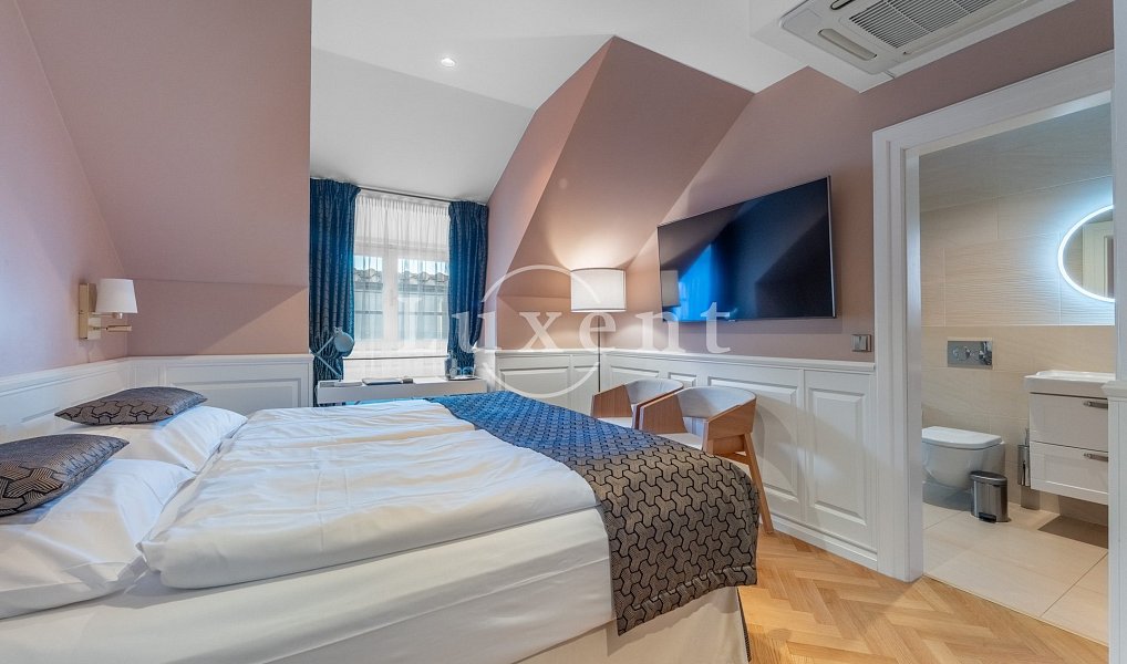 Prodej domu 1 585 m² s pozemkem 6 505 m², Trnová – náhled fotky 14
