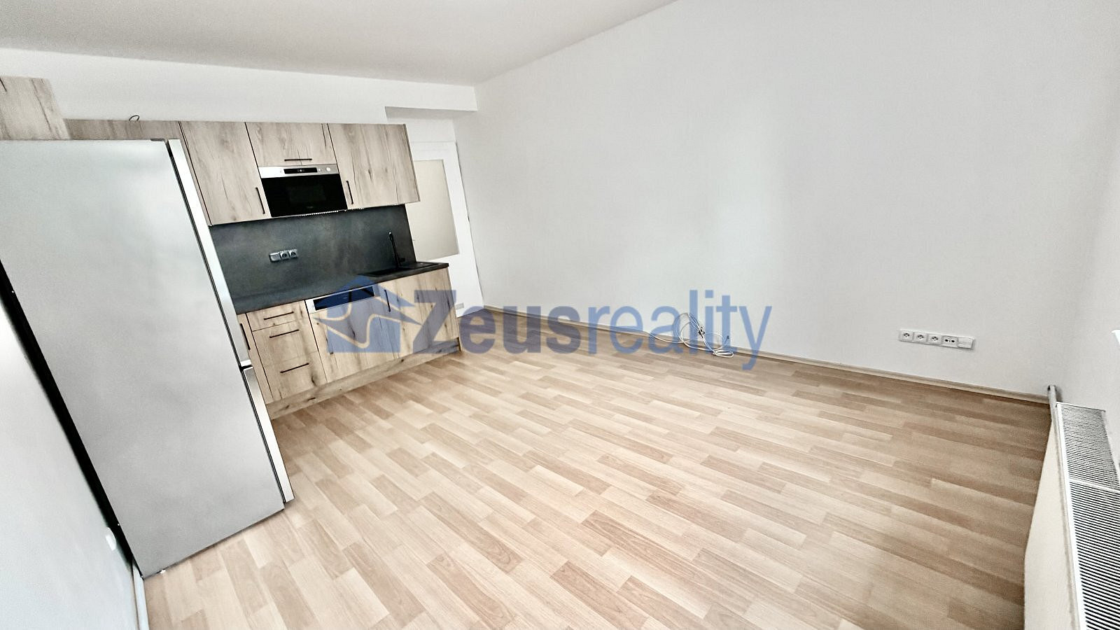 Pronájem bytu 2+kk 55 m² — photo 3