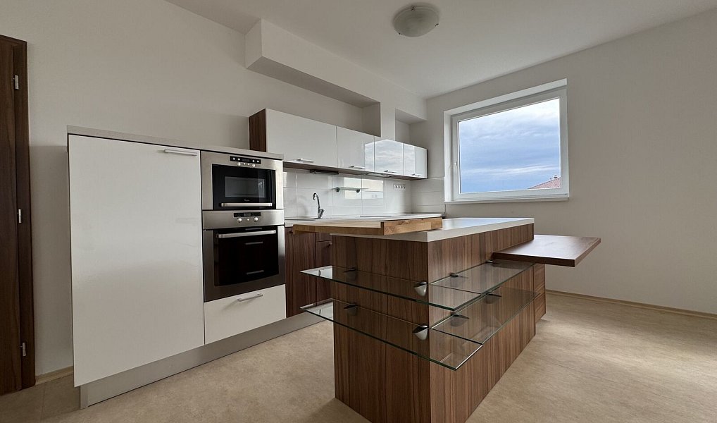 Pronájem bytu 2+kk 65 m², Olomouc – náhled fotky 18
