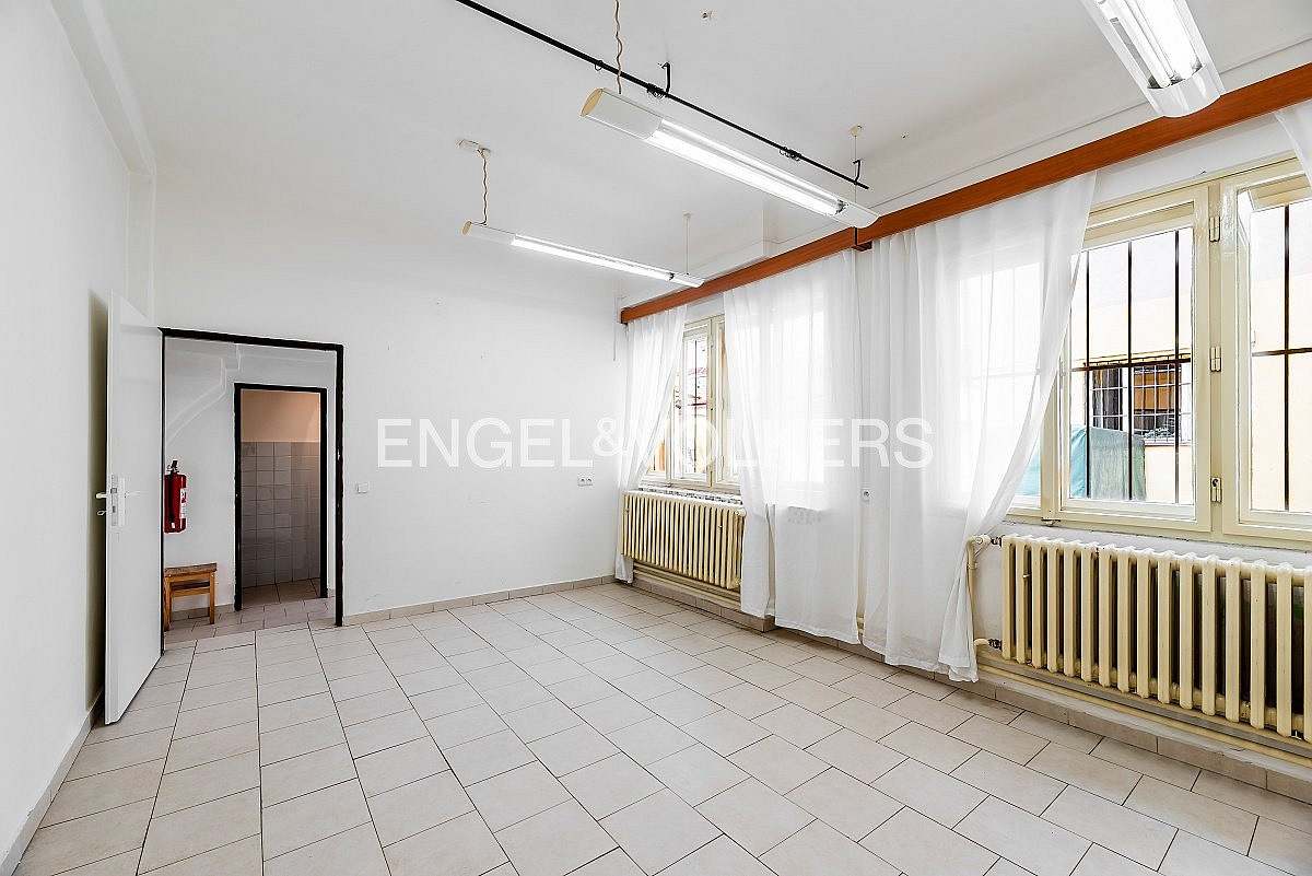 Pronájem kanceláře 18 m² – fotografie 2
