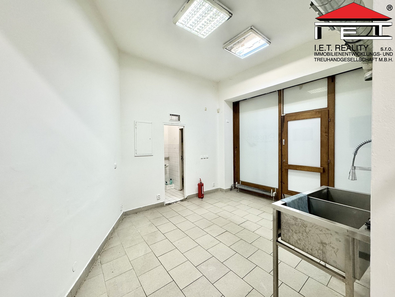 Pronájem restaurace 127 m² – fotografie 4