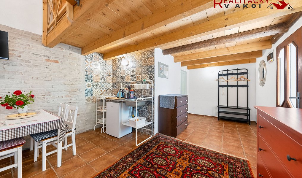 Prodej ubytovacího objektu 291 m², Nový Přerov – náhled fotky 31