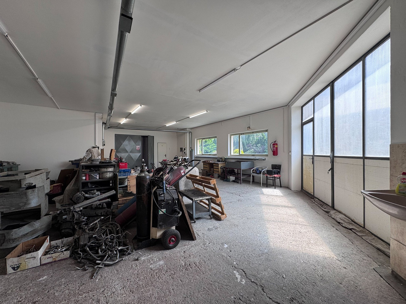Prodej komerčního objektu (jiného typu) 1 147 m² – fotografie 3