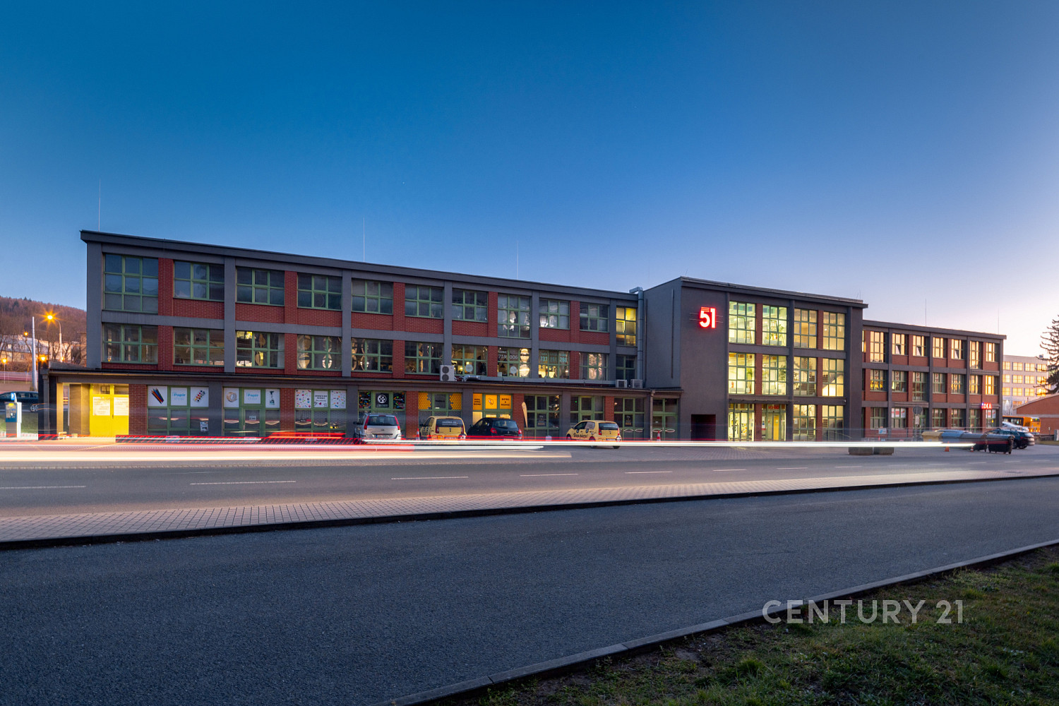 Pronájem výjimečného obchodního prostoru 162 m² Zlín, ul. J. A. Bati (budova 51) – pohled 6