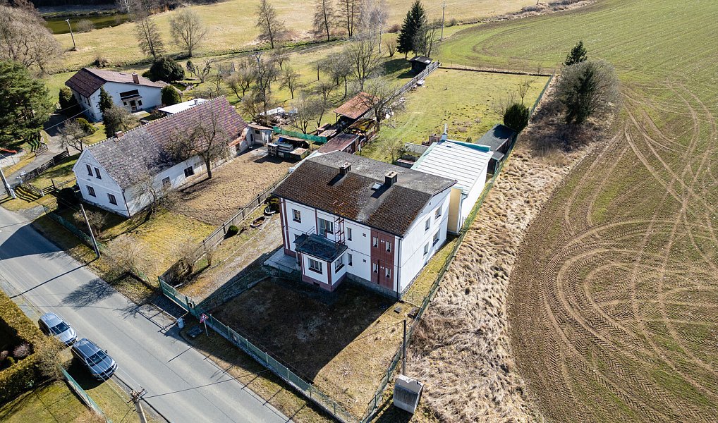 Prodej domu 236 m² s pozemkem 2 225 m², Zahořany – náhled fotky 2