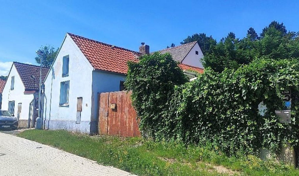 Prodej domu 75 m² s pozemkem 374 m², Praha – náhled fotky 2