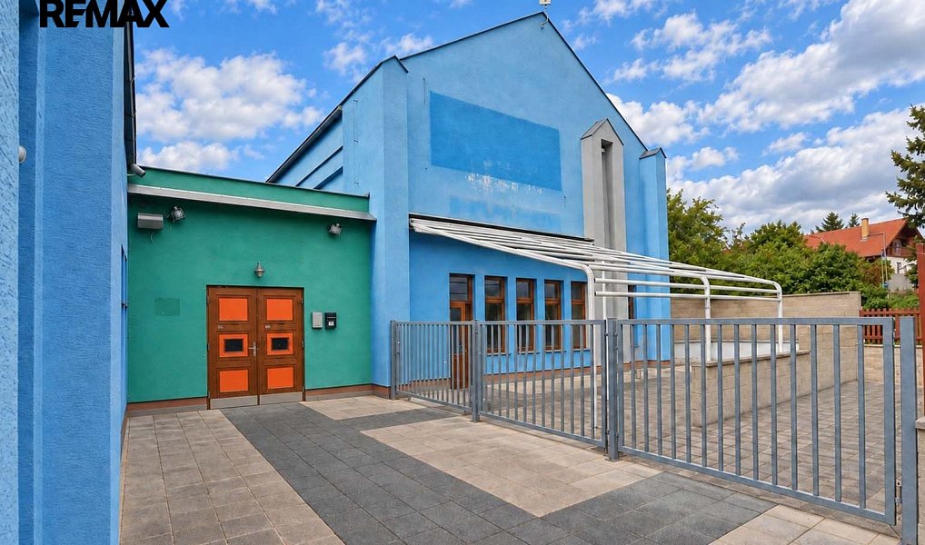 Prodej obchodních prostor 456 m², Beroun – náhled fotky 2