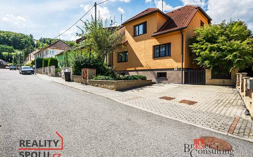 Prodej domu 222 m² s pozemkem 1 786 m², Akátová, Brno - Žebětín