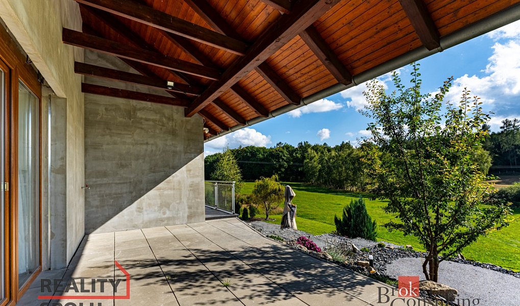 Prodej domu 298 m² s pozemkem 900 m², Kamenice – náhled fotky 27