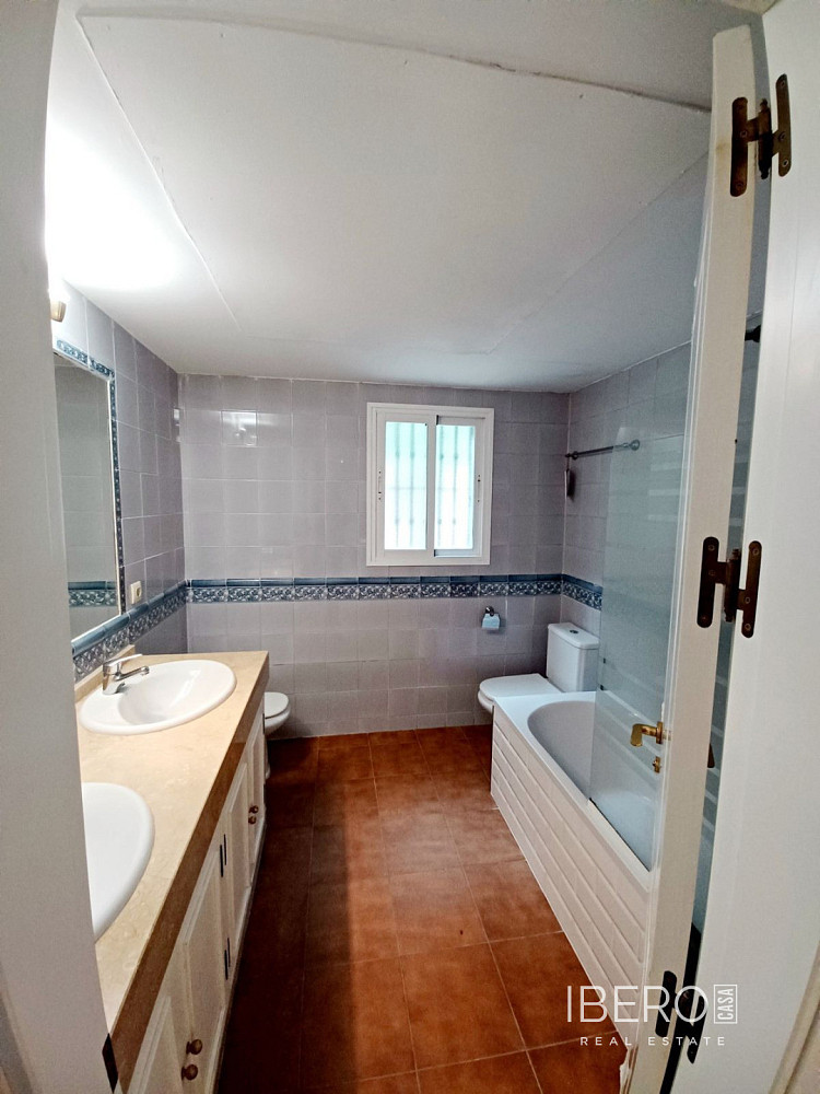 Casa 5+kk – La Línea de la Concepción, La Alcaidesa - Más
