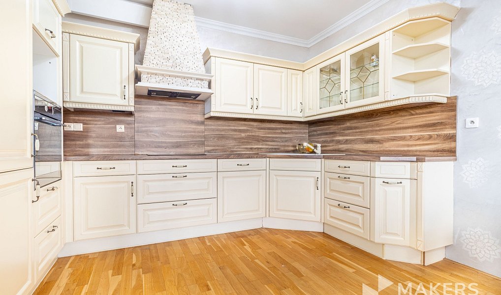 Pronájem bytu 3+kk 100 m², Praha – náhled fotky 3