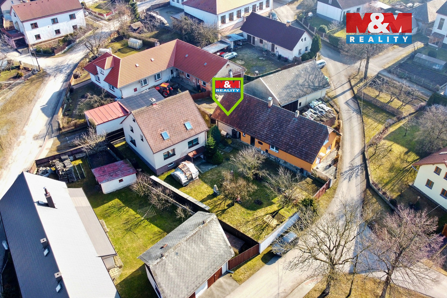 Prodej domu 250 m² s pozemkem 978 m² — photo 2