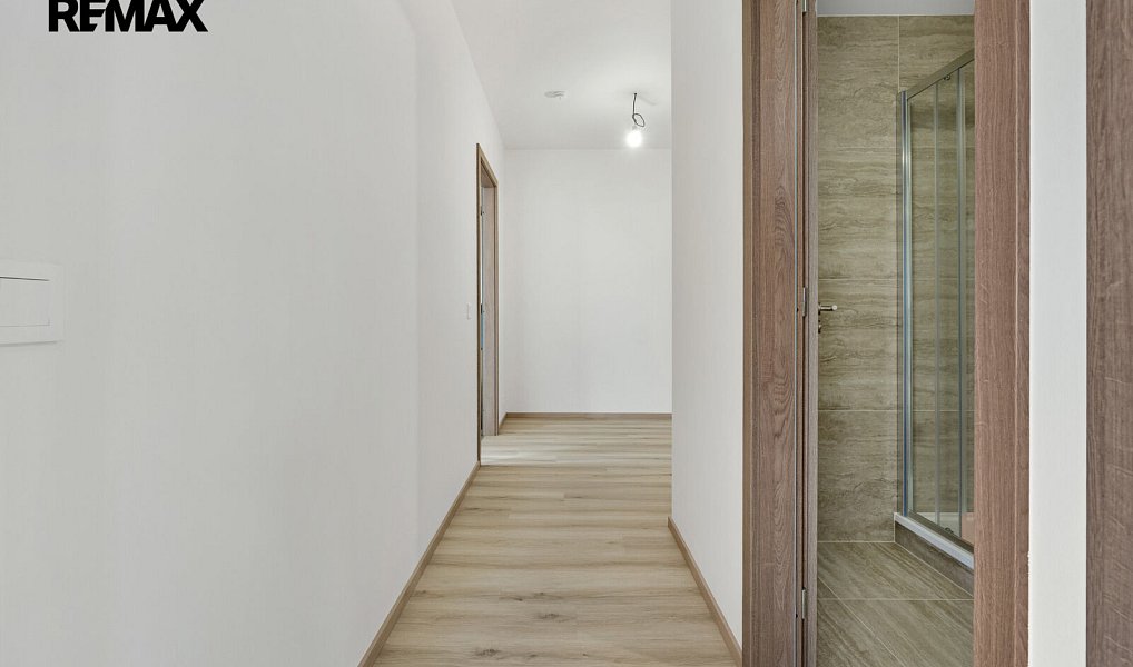 Prodej bytu 2+kk 48 m², Praha – náhled fotky 16