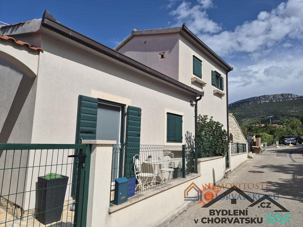 Prodej bytu 1+kk 110 m², Kaštel Lukšić