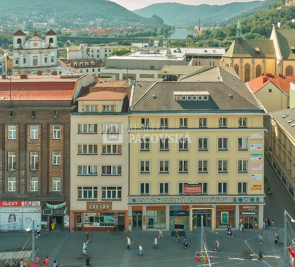 Pronájem obchodních prostor 52 m²