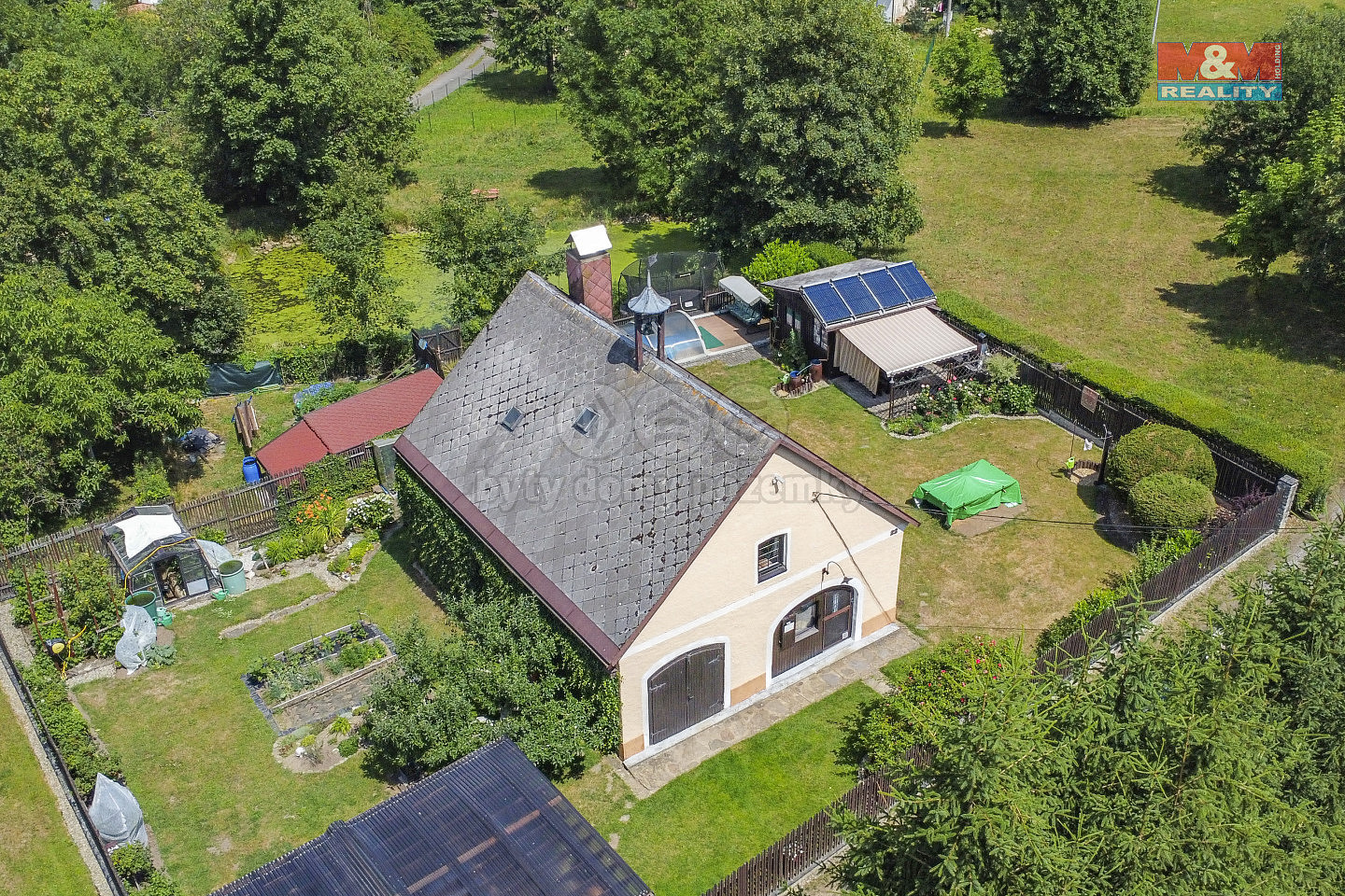 Prodej domu 150 m² s pozemkem 1 251 m²