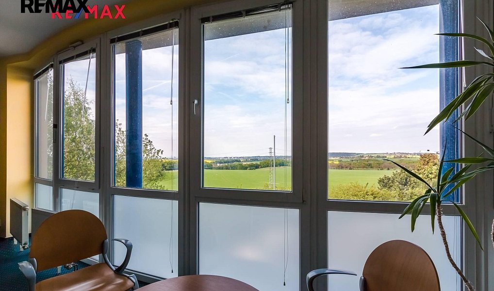 Pronájem skladovacích prostor 2 325 m², Strančice – náhled fotky 9